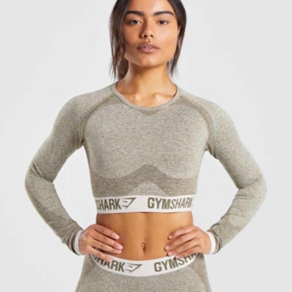 GYMSHARK flex top